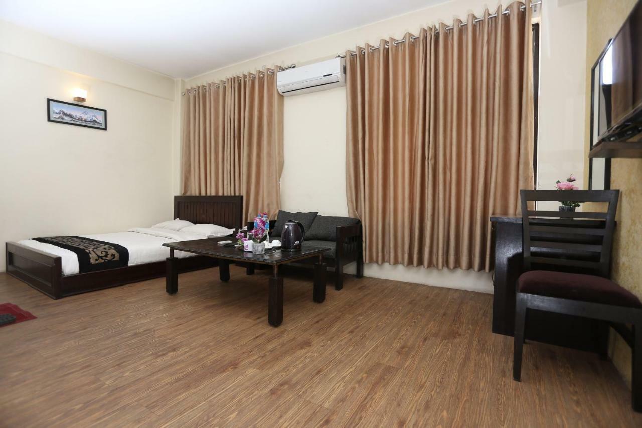 Hotel Hema Kathmandu Exteriör bild